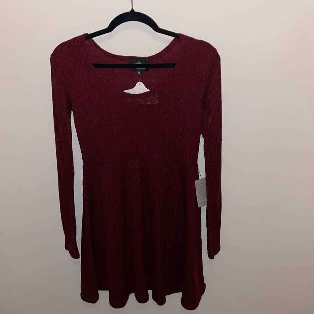 NWT Angie long sleeve Sweater dress Maroon Women’s M
